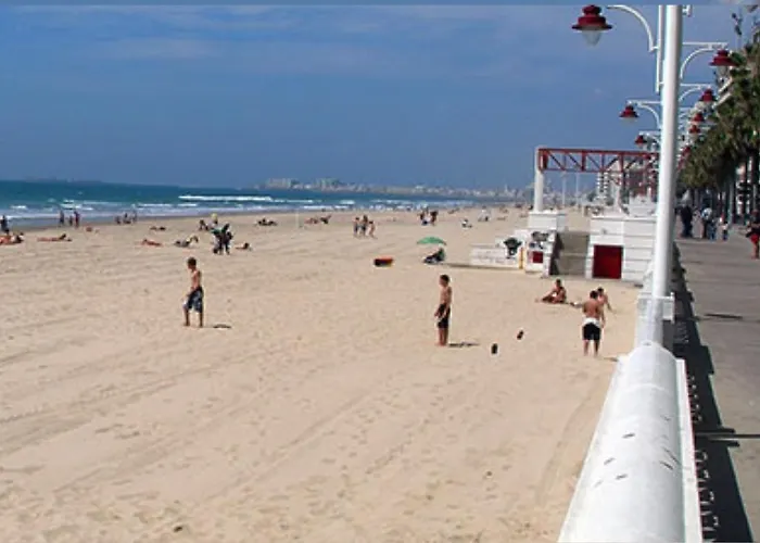 Romantica Vista Al Paseo Maritimo De 公寓 *