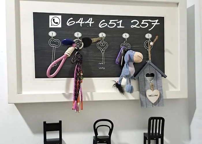 Romantica Vista Al Paseo Maritimo De Cádiz