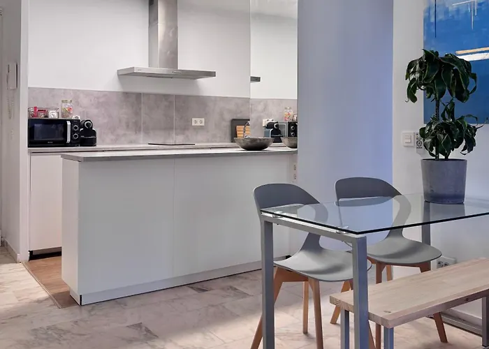 Romantica Vista Al Paseo Maritimo De * Кадис